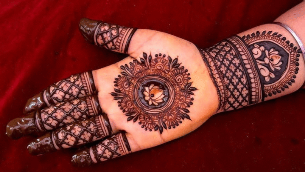 Navratri Unique Mehndi Designs