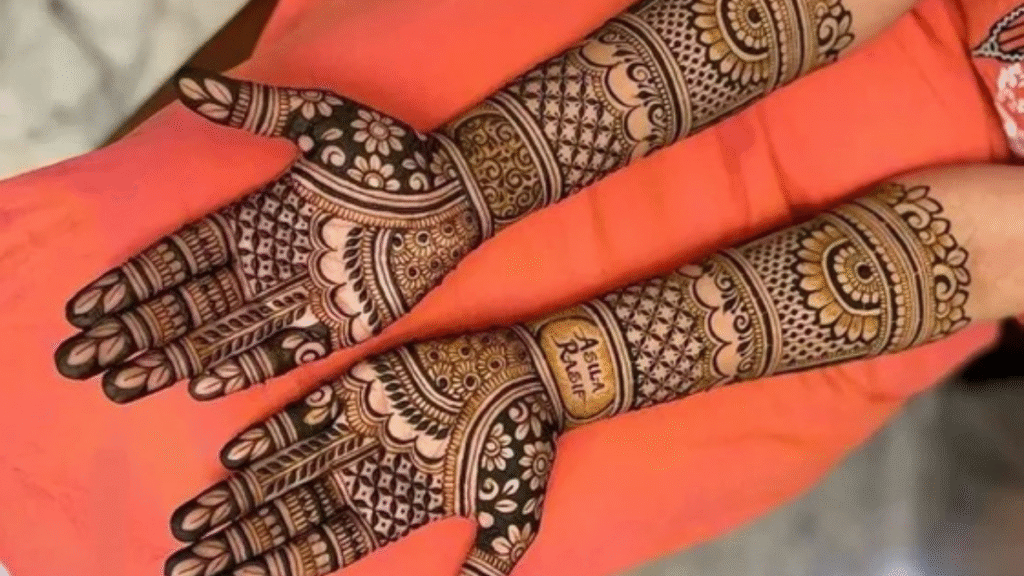 Stylish New Mehndi Design